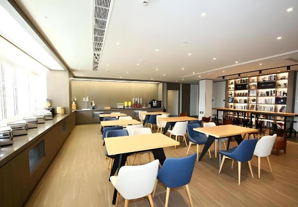 Hanting Hotel Shanghai Caohejing Yishan Road מראה חיצוני תמונה