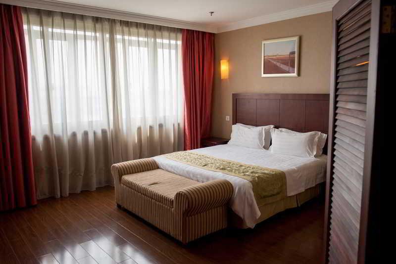 Hanting Hotel Shanghai Caohejing Yishan Road מראה חיצוני תמונה